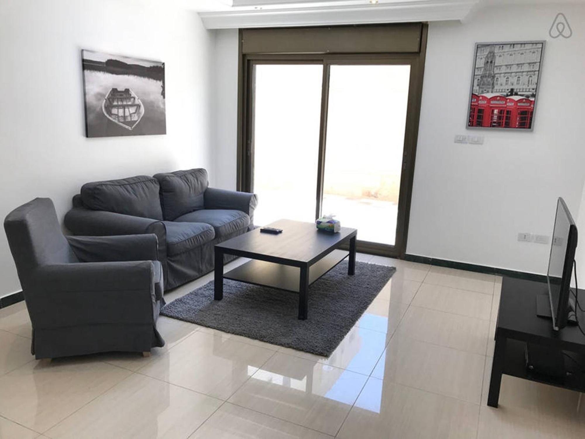 Diyarkom Apartment Amman Værelse billede